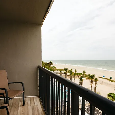 Aventura On The Ocean-2